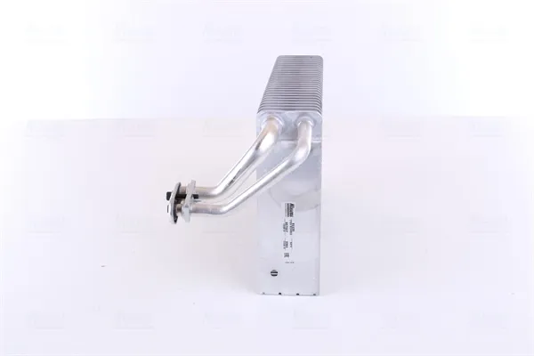 parownik-nissens-92235-waga-z-opakowaniem-3-kg