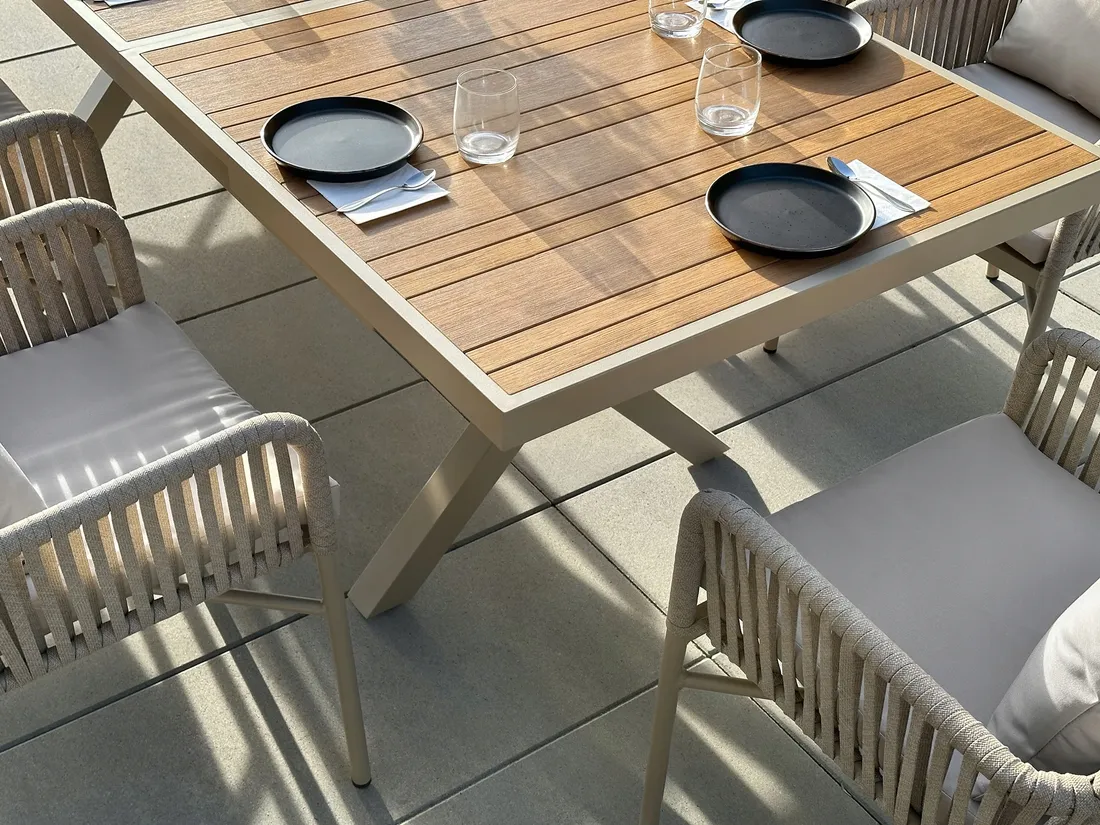 zestaw-rozkladany-prostokatny-aluminiowy-stol-ogrodowy-180-240-8-krzesel-stan-nowy