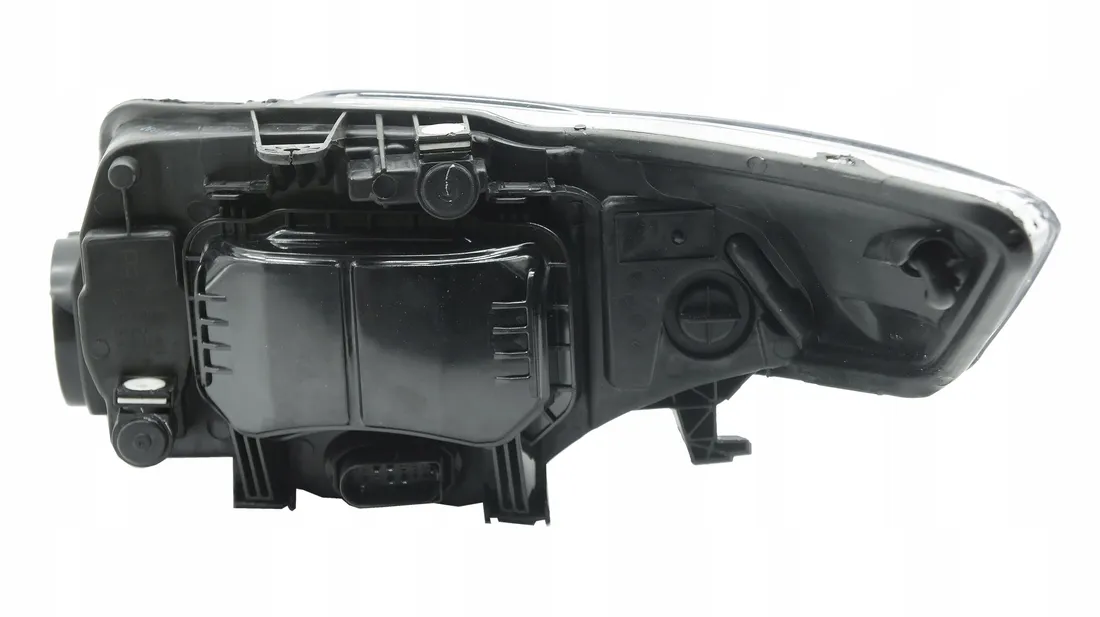 reflektor-ford-mondeo-mk4-07-15-prawa-stan-nowy