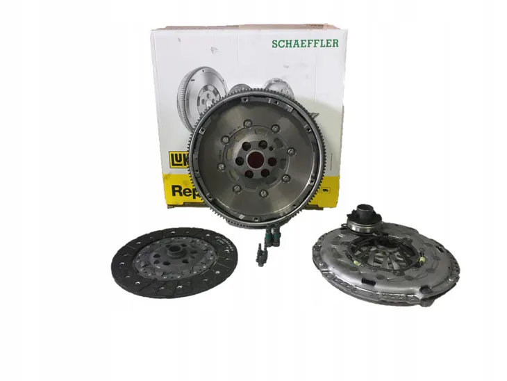 sprz-kpl-dmf-vw-multivan-v-1-9-tdi-06-waga-produktu-8-kg