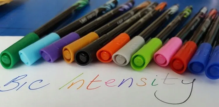 cienkopis-intensity-fine-0-4mm-bic-czerwony-red