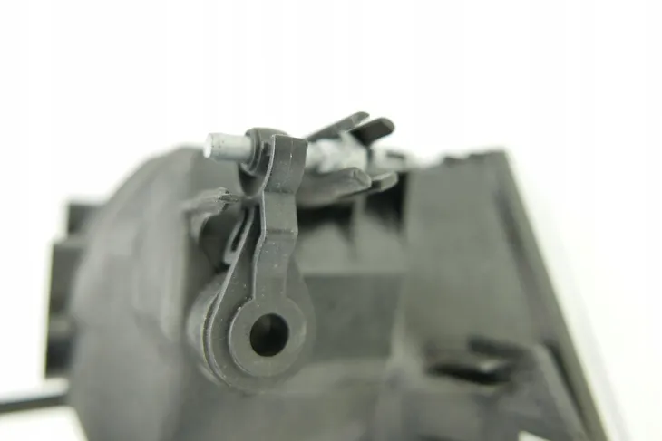 halogen-bmw-3-e92-06-l-tyc-19-0728-01-9-typ-samochodu-samochody-osobowe
