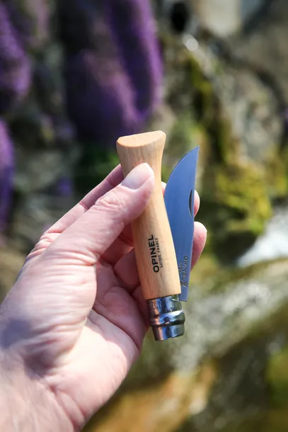 noz-turystyczny-opinel-waga-45-g