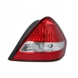 lampa-nissan-tiida-07-12-tyl-prawa