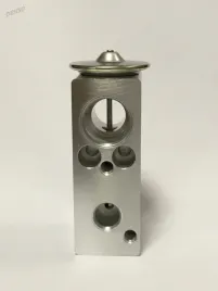 czujnik-cisnienia-klimatyzacji-denso-dve37001