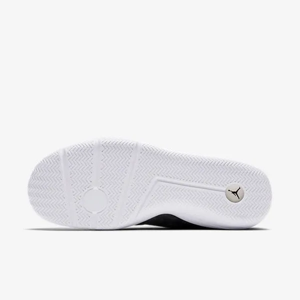 buty-jordan-eclipse-chukka-anthracite-881453-002-kolor-czarny