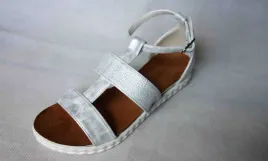 sandaly-skorzane-srebro-plaski-e-15-cm-37