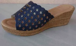 skorzane-klapki-damskie-koturn-6-cm-granat-40