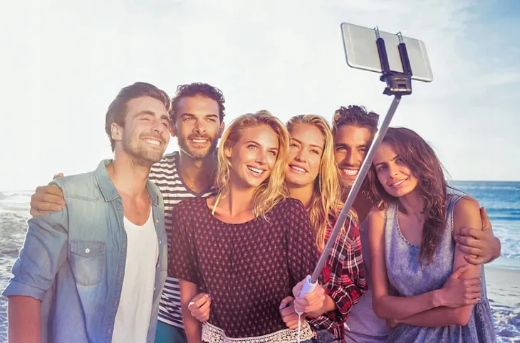 kijek-do-selfie-stan-nowy-kolor-czarny