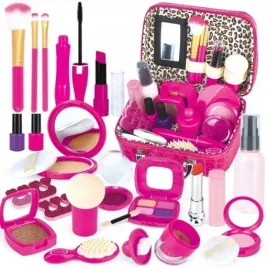 kosmetyki-dla-dzieci-zestaw-do-makijazu-w-kuferku