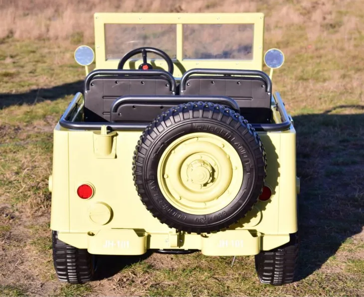 samochod-jeep-zielony-waga-z-opakowaniem-46-kg