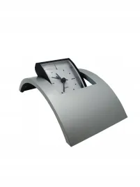 zegar-zegarek-srebrny-budzik-quarz-stojacy