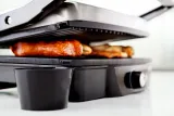 grill-kontaktowy-gk150-flaat-eldom-panini-2000w-szerokosc-produktu-35-cm