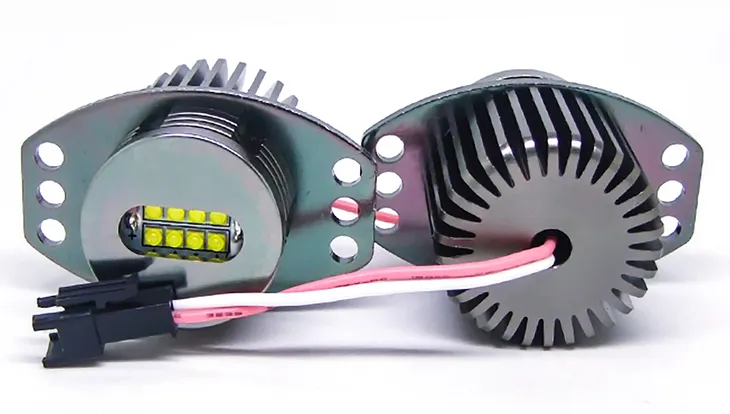 bmw-ringi-led-markery-biale-160-watt-e90-e91-mocne-jakosc-czesci-zgodnie-z-gvo-p-zamiennik-o-jakosci-porownywalnej-do-oryginalu