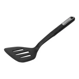 lopatka-reviso-zwieger