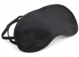 opaska-maska-na-oczy-do-spania-miekka