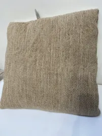 poduszka-dekoracyjna-home-ciemny-braz