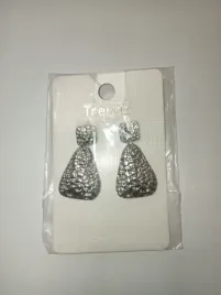 kolczyki-srebrne-kamien