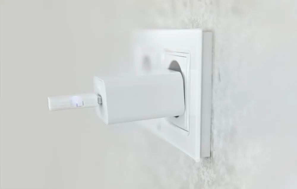 bramka-bluetooth-wi-fi-shelly-blu-gateway-usb-a