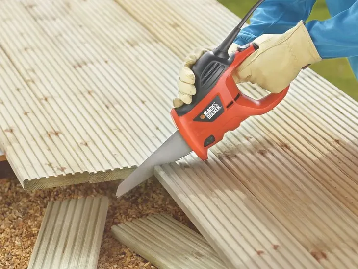 black-decker-pilarka-scorpion-400w-seria-scorpion