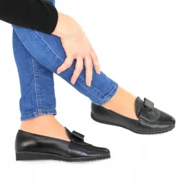 black-skorzane-polbuty-damskie-z-kokardka-r-36