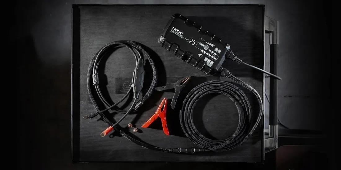 noco-geniuspro25-inteligentna-ladowarka-6v-12v-24v-stan-nowy