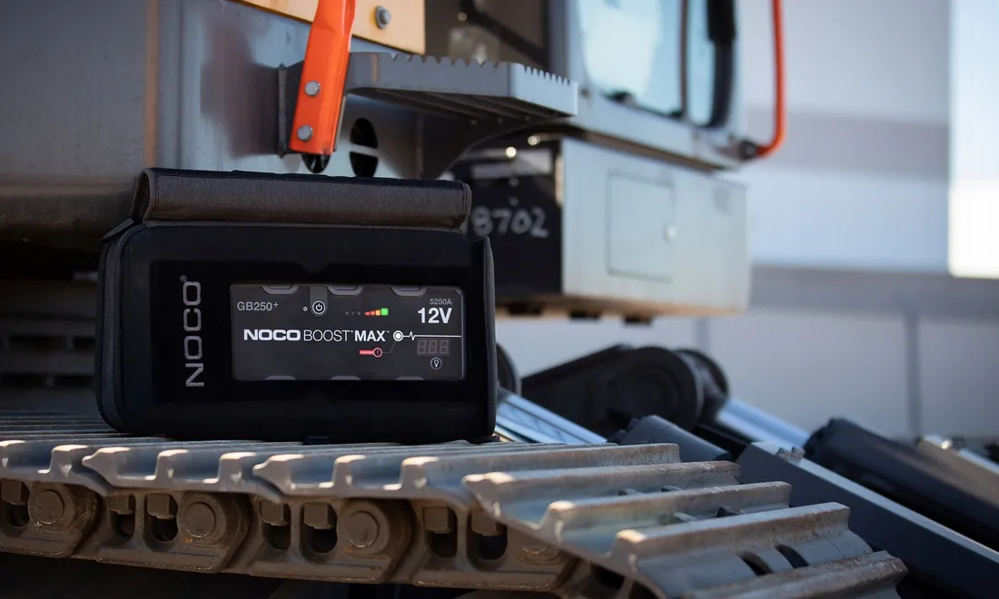 noco-booster-jump-starter-boost-max-gb250-5250a
