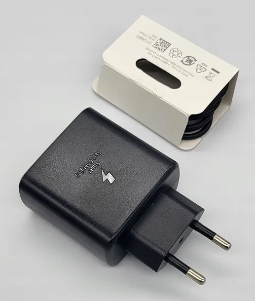 ladowarka-do-samsung-super-fast-charge-45w-kabel-zgodnosc-ze-standardem-quick-charge-1-0-quick-charge-2-0-quick-charge-3-0-quick-charge-4-0