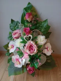 bukiet-do-wazonu-na-grob-cmentarz-do-flakonu