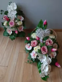 stroik-na-cmentarz-grob-kompozycja-komplet-wiosna-wielkanoc-tulipan