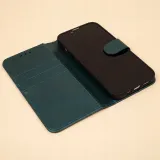 etui-smart-classic-do-iphone-16e-ciemnozielone-funkcje-pochlanianie-wstrzasow