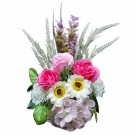 kwiaty-mydlane-bukiet-roze-margaretki-na-prezent-prezent-na-walentynki