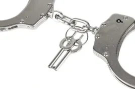 viper-tactical-profesjonalne-policyjne-kajdanki-ze-stali-nitowanej-ochrona