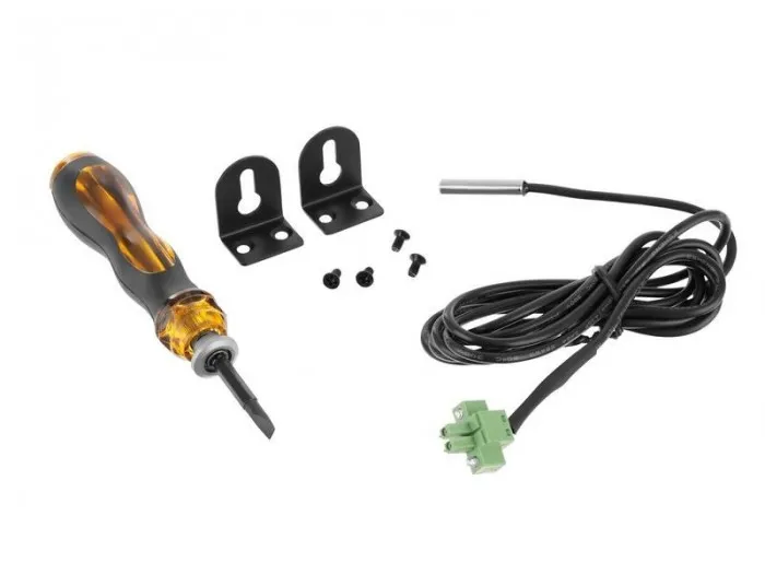 regulator-solarny-azo-mppt-30d-pro-lcd