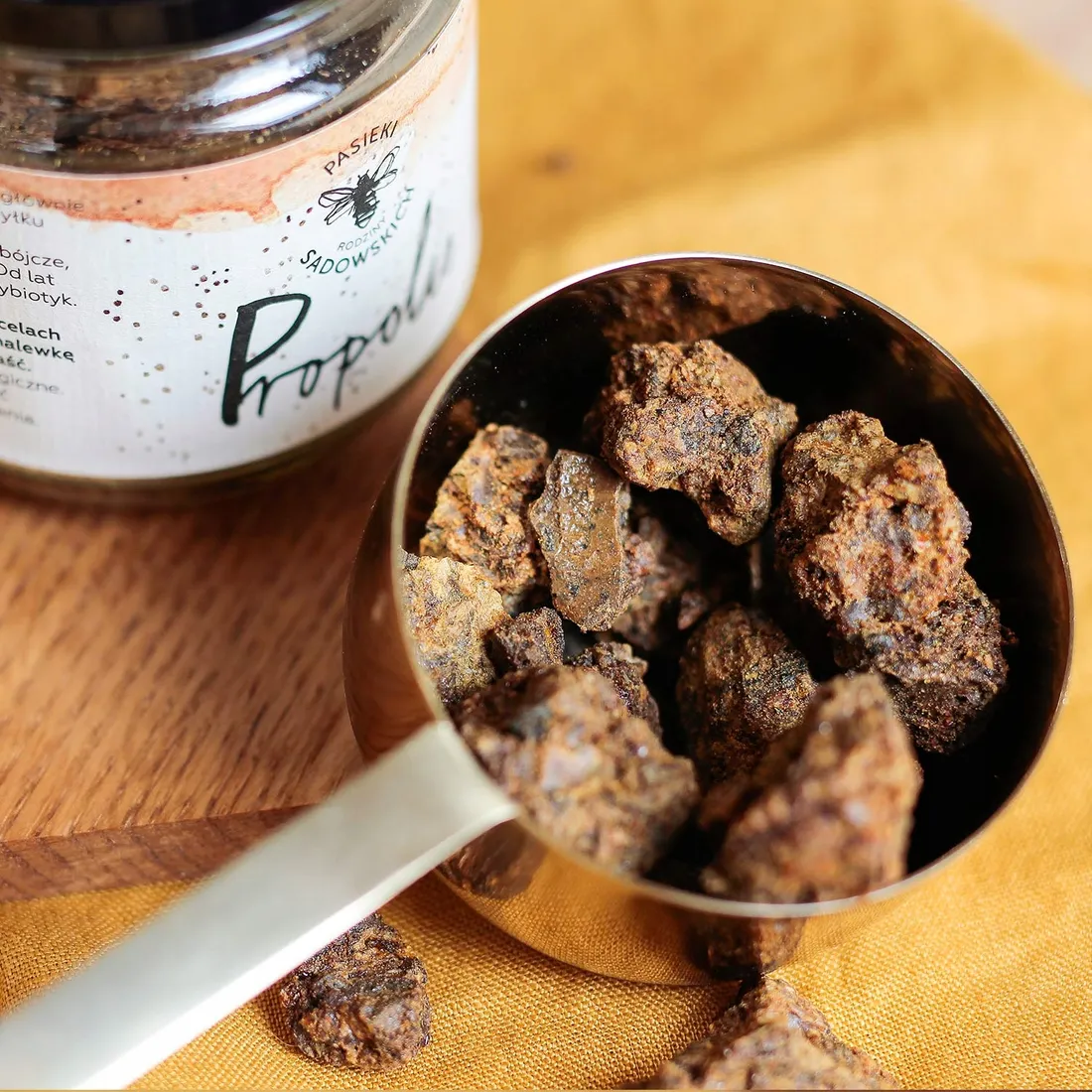 propolis-pasieki-sadowskich-kit-pszczeli-50-g