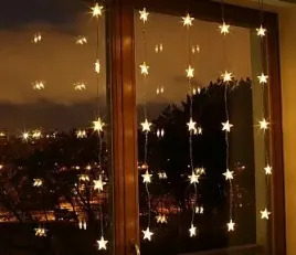 kurtynka-na-okno-gwiazdki-25-led-lampki-21-618-ozdoba-dekoracja-swiateczna