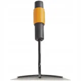 fiskars-motyka-quikfit-fs1000677-material-glowicy-metal