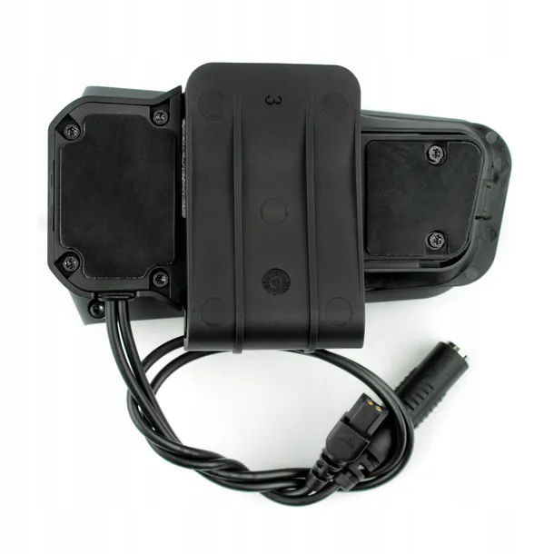 interkomy-do-2-kaskow-cardo-packtalk-edge-duo-jbl-parowanie-z-interkomem-innej-marki-tak