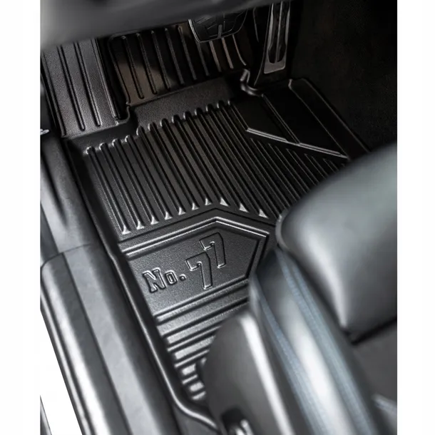 dywaniki-elastomerowe-toyota-c-hr-2016-stan-nowy-waga-z-opakowaniem-3-5-kg