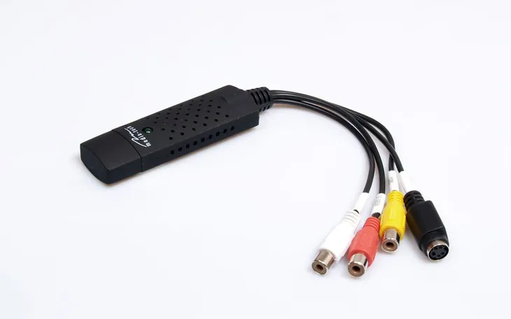 konwerter-vhs-do-dvd-media-tech-video-grabber-usb-2-0-z-oprogramowaniem