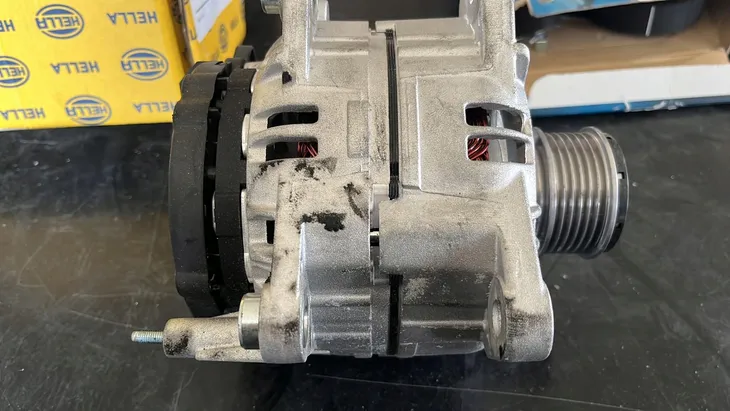 hella-alternator-8el011-710-321-prad-ladowania-alternatora-120-a