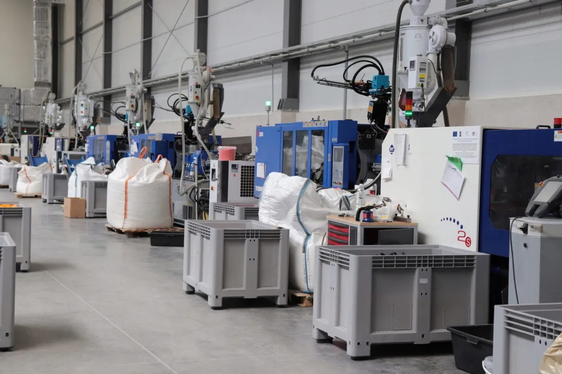 system-poziomowania-plytek-solid-kliny-stan-nowy
