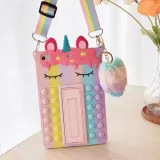 etui-na-tablet-ze-skory-ekologicznej-waga-z-opakowaniem-0-2-kg-typ-rysik