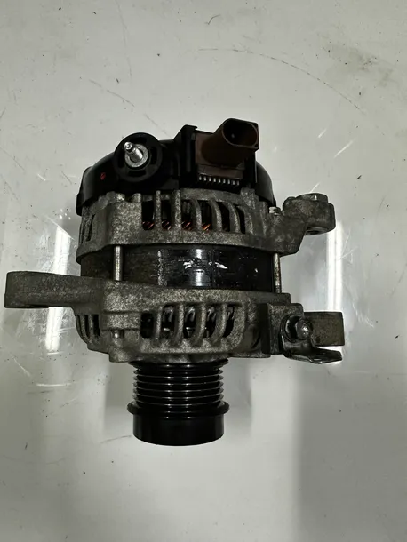 alternator-toyota-rav-4-12-producent-czesci-denso