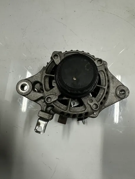 alternator-toyota-rav-4-12-prad-ladowania-alternatora-100-a