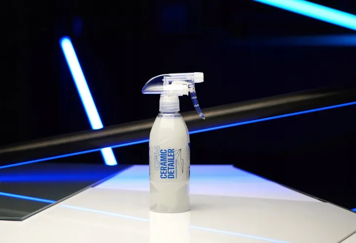 gyeon-q2m-ceramic-detailer-1l-quick-detailer-sio2-waga-z-opakowaniem-1-kg