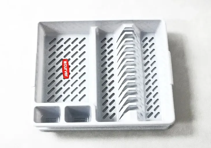 suszarka-do-naczyn-material-wykonania-plastik