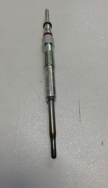 bosch-swieca-zarowa-bmw-e46-e90-e91-e92-e93-e60-e61-e83-e53-e70-0250402002-stan-opakowania-oryginalne