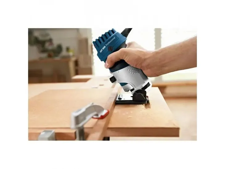 bosch-frezarka-do-krawedzi-gkf-600-napiecie-zasilania-230-v