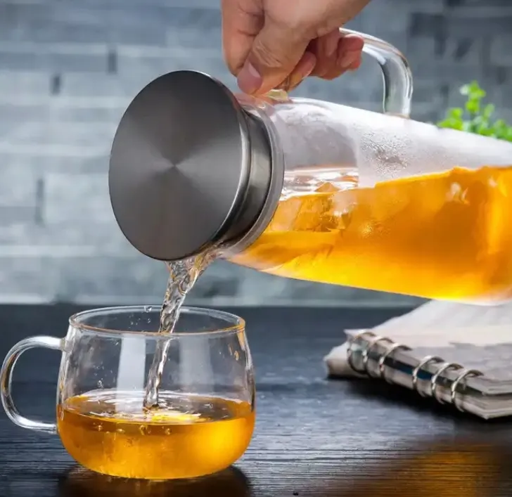 karafka-szklana-z-korkiem-stalowym-i-uchwytem-1-2l-stan-nowy